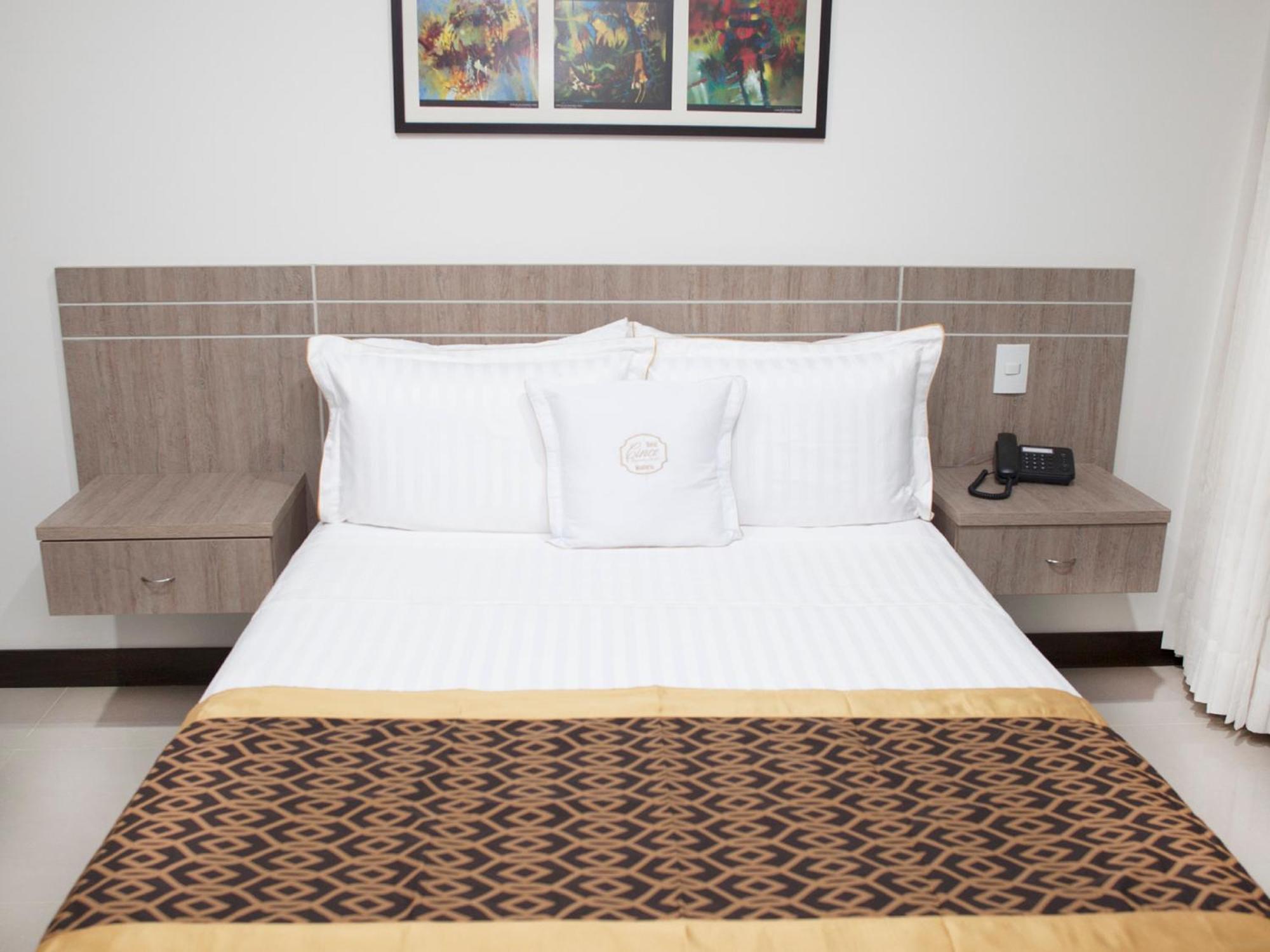 Hotel Cinco Montería Esterno foto